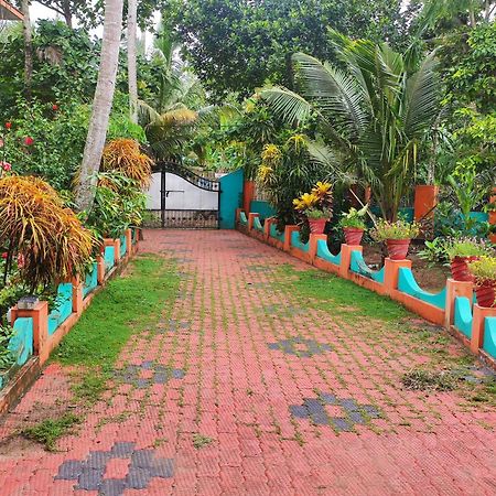 Happy Buddha Homestay バルカラ エクステリア 写真