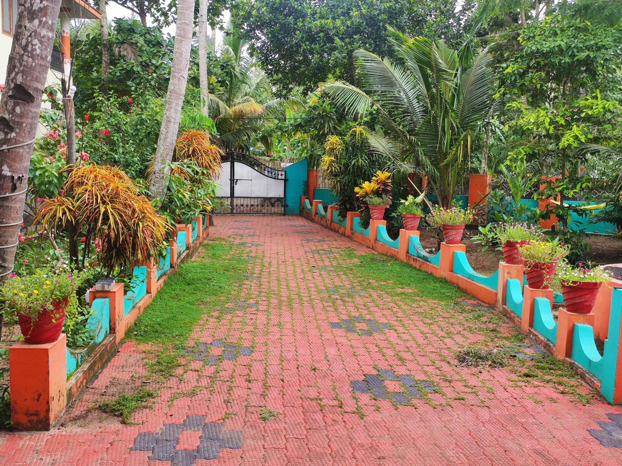 Happy Buddha Homestay バルカラ エクステリア 写真